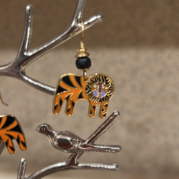 Laurel Burch Lion Dangle Earrings - Picture 3 of 9